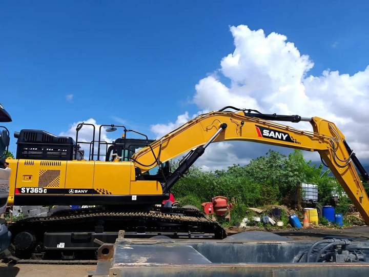 Location d'engins pour travaux publics La Réunion